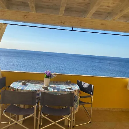 La Casa Gialla Cala Gonone Exterior photo