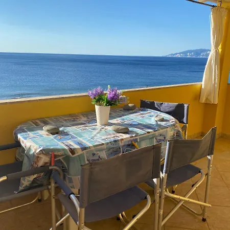 La Casa Gialla Cala Gonone Exterior photo