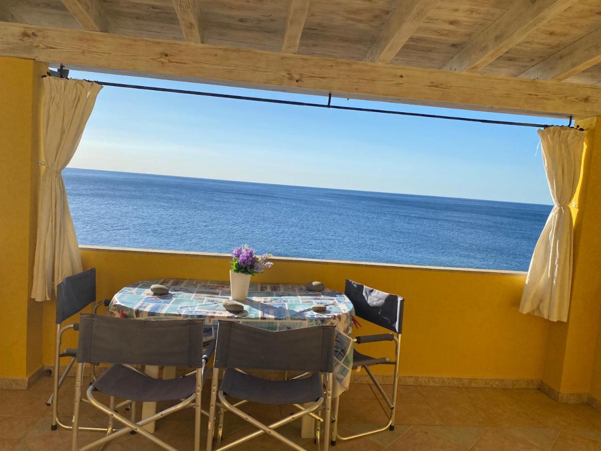 La Casa Gialla * Cala Gonone